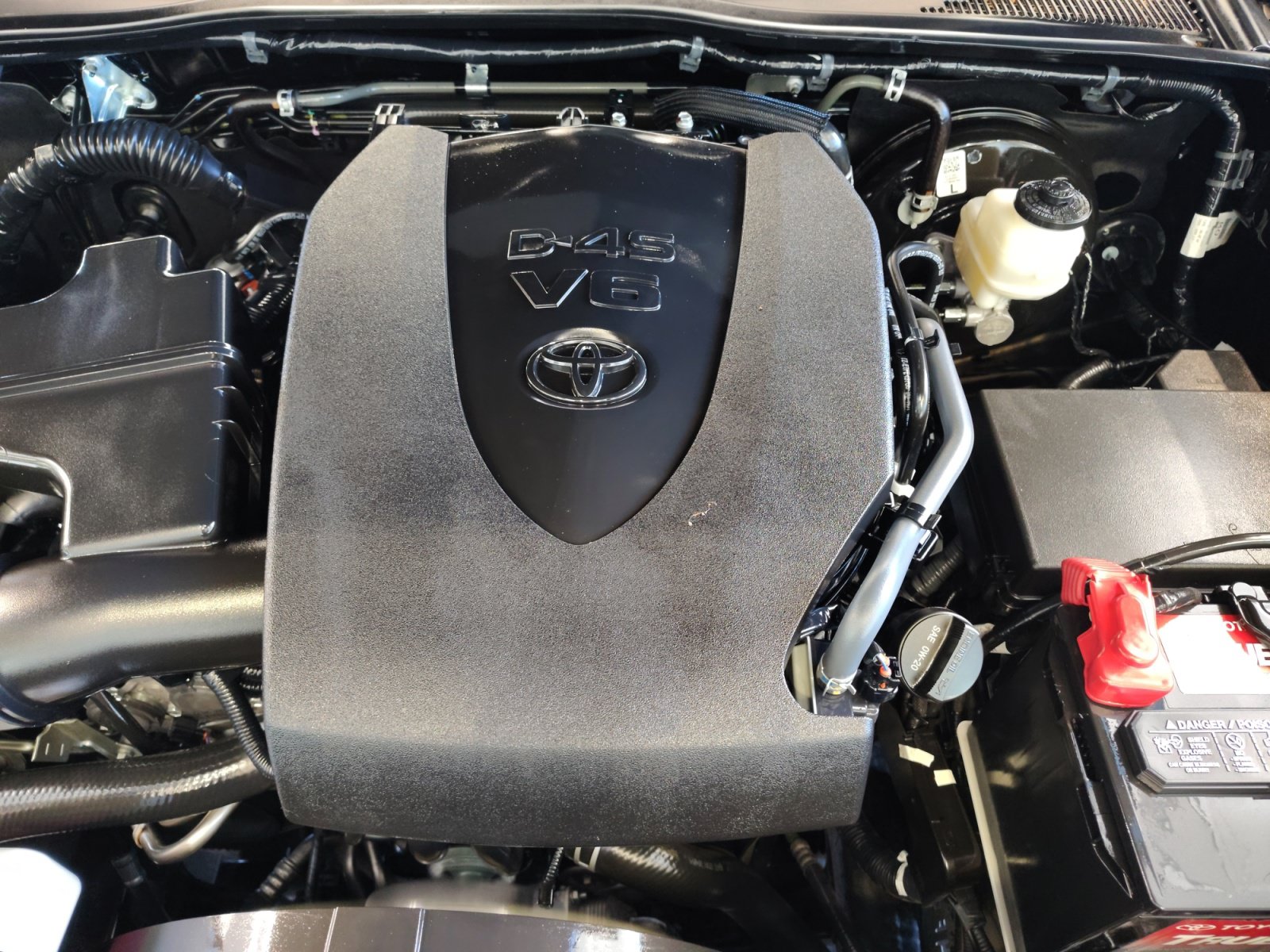 Used 2023 Toyota Tacoma SR5 RWD image 28