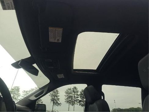 Used 2019 GMC Sierra 1500 Denali AWD/4WD image 9