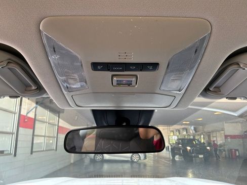 Used 2023 Toyota RAV4 XLE FWD image 16