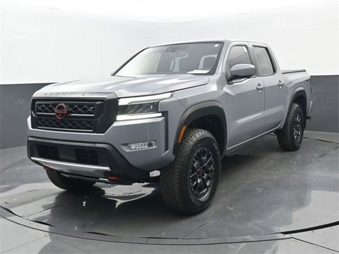 Used 2022 Nissan Frontier PRO-4X w/ Pro-4X Premium Package image 26