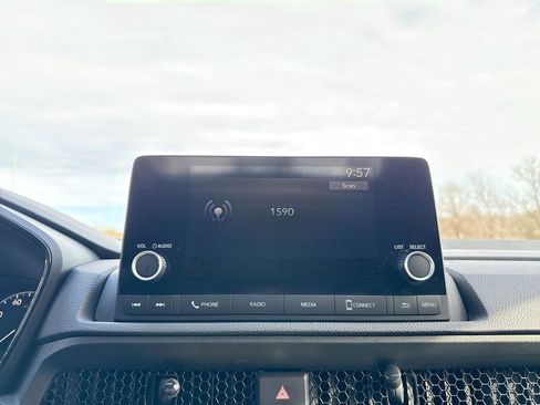 Used 2023 Honda CR-V EX image 12