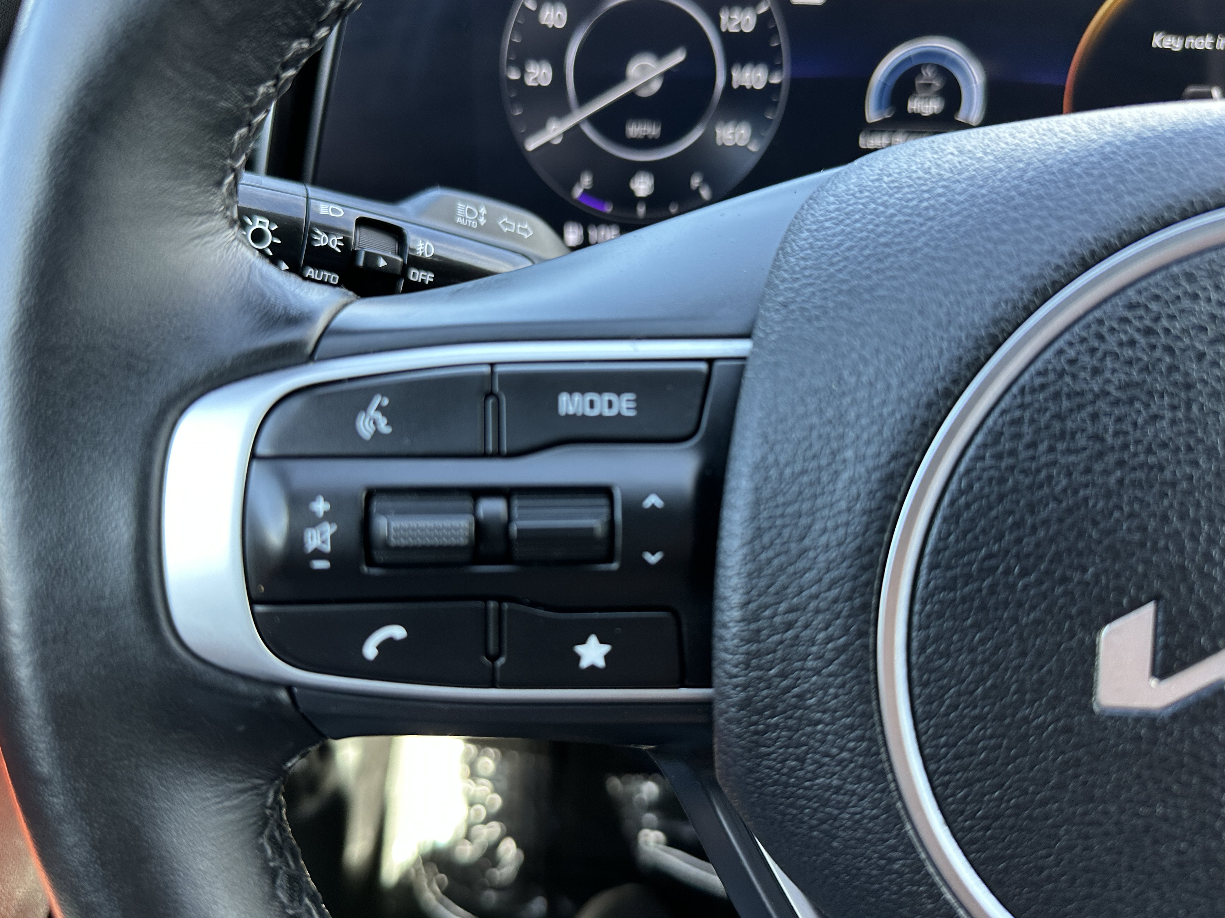 Used 2024 Kia Sportage SX FWD image 26
