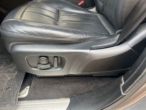 Used 2019 Land Rover Range Rover Sport HSE image 10