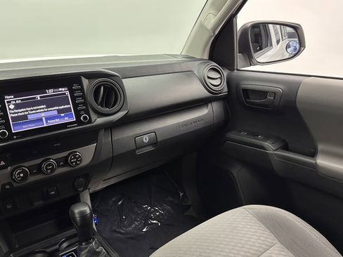 Used 2020 Toyota Tacoma SR image 21