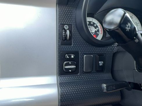Used 2013 Toyota FJ Cruiser 4WD w/ Upgrade Pkg image 12