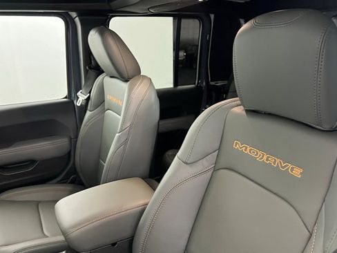 New 2025 Jeep Gladiator Mojave AWD/4WD image 16