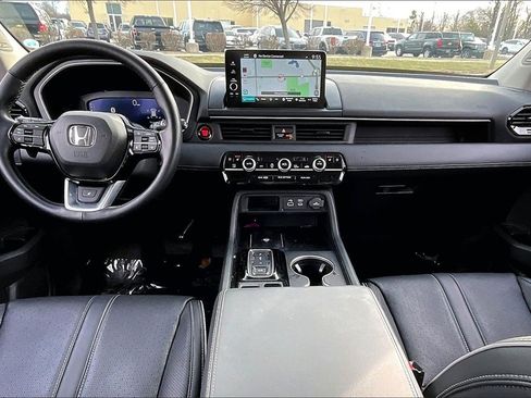 Used 2023 Honda Pilot Elite image 21