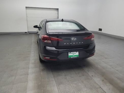 Used 2019 Hyundai Elantra SEL FWD image 6