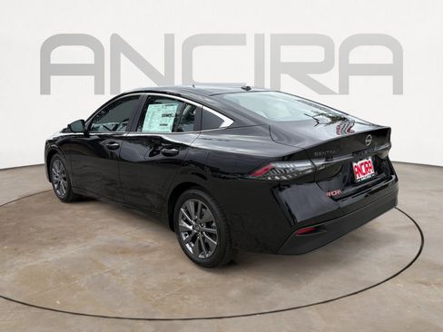 New 2026 Nissan Sentra SL FWD image 8