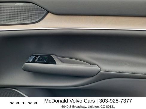 New 2025 Volvo EX90 Ultra AWD/4WD image 18