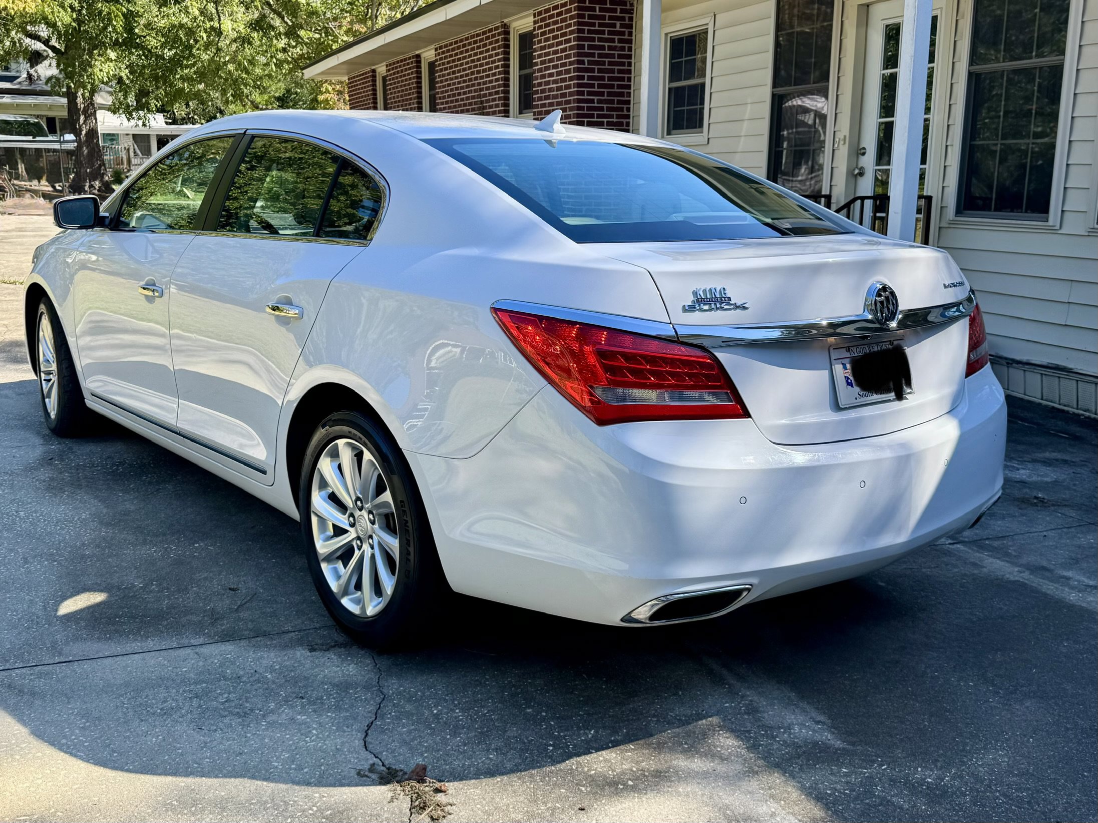 Used 2014 Buick LaCrosse Leather FWD image 9