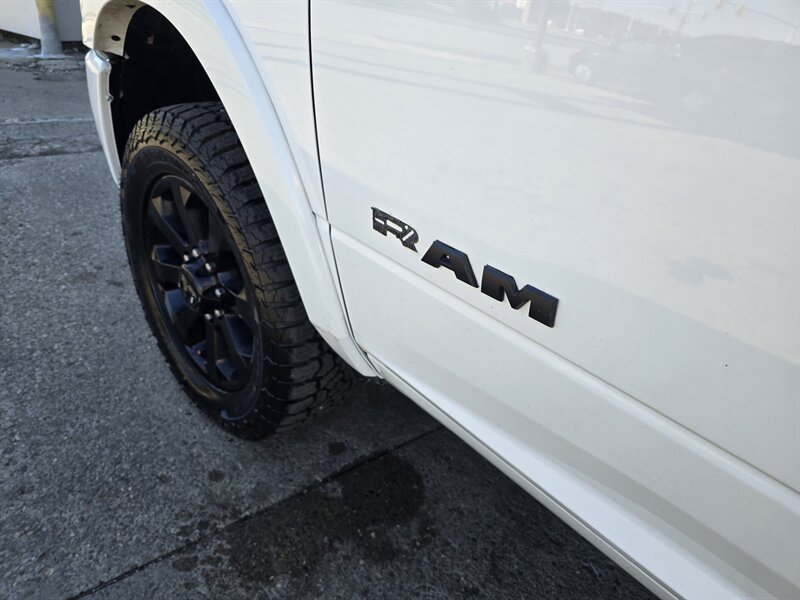 Used 2022 RAM 2500 Laramie w/ Night Edition AWD/4WD image 41