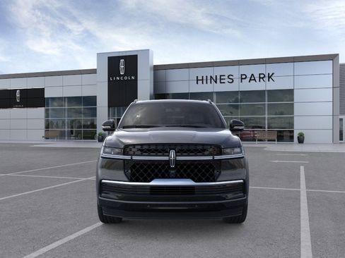 New 2026 Lincoln Navigator L Reserve w/ Jet Appearance Package AWD/4WD image 6