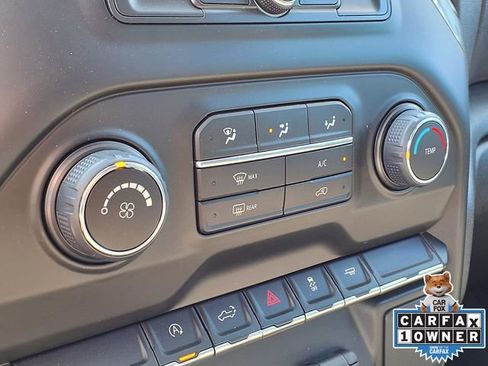 Used 2022 Chevrolet Silverado 1500 Custom w/ LPO, Blackout Package RWD image 9