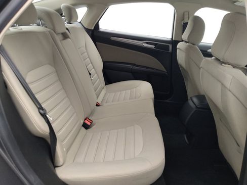 Used 2020 Ford Fusion S FWD image 19