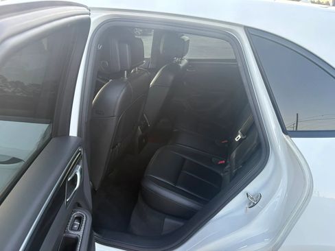 Used 2018 Porsche Macan image 7