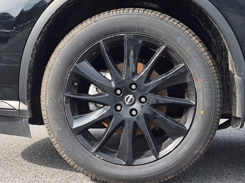 Used 2024 Nissan Murano SV w/ SV Midnight Edition Package image 6