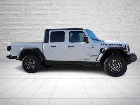 New 2026 Jeep Gladiator Mojave image 5