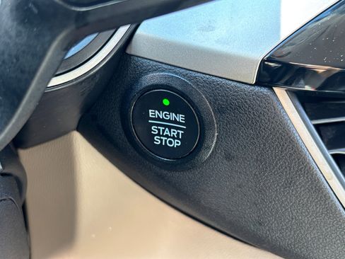 Certified 2022 Ford Escape SE FWD image 28