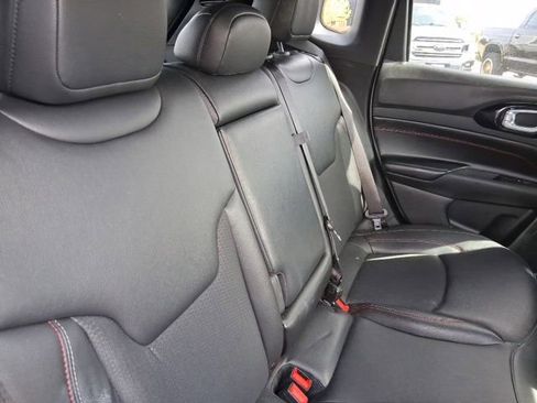 Used 2025 Jeep Compass Limited AWD/4WD image 11