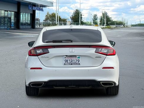 Certified 2024 Honda Civic Sport Touring image 8
