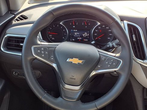 Used 2024 Chevrolet Equinox LT FWD image 20