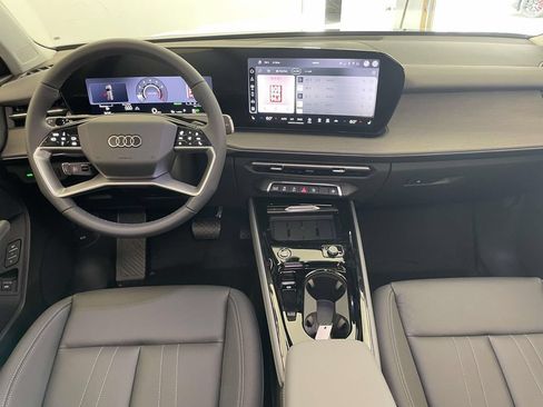 New 2026 Audi Q3 quattro 2.0T AWD/4WD image 26