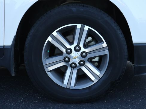 Used 2015 Chevrolet Traverse LT AWD/4WD image 27