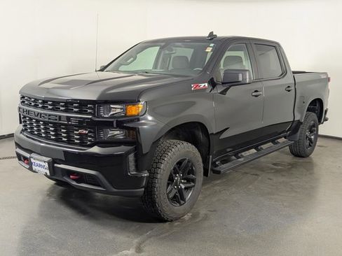 Used 2019 Chevrolet Silverado 1500 Custom Trail Boss w/ Custom Convenience Package image 4