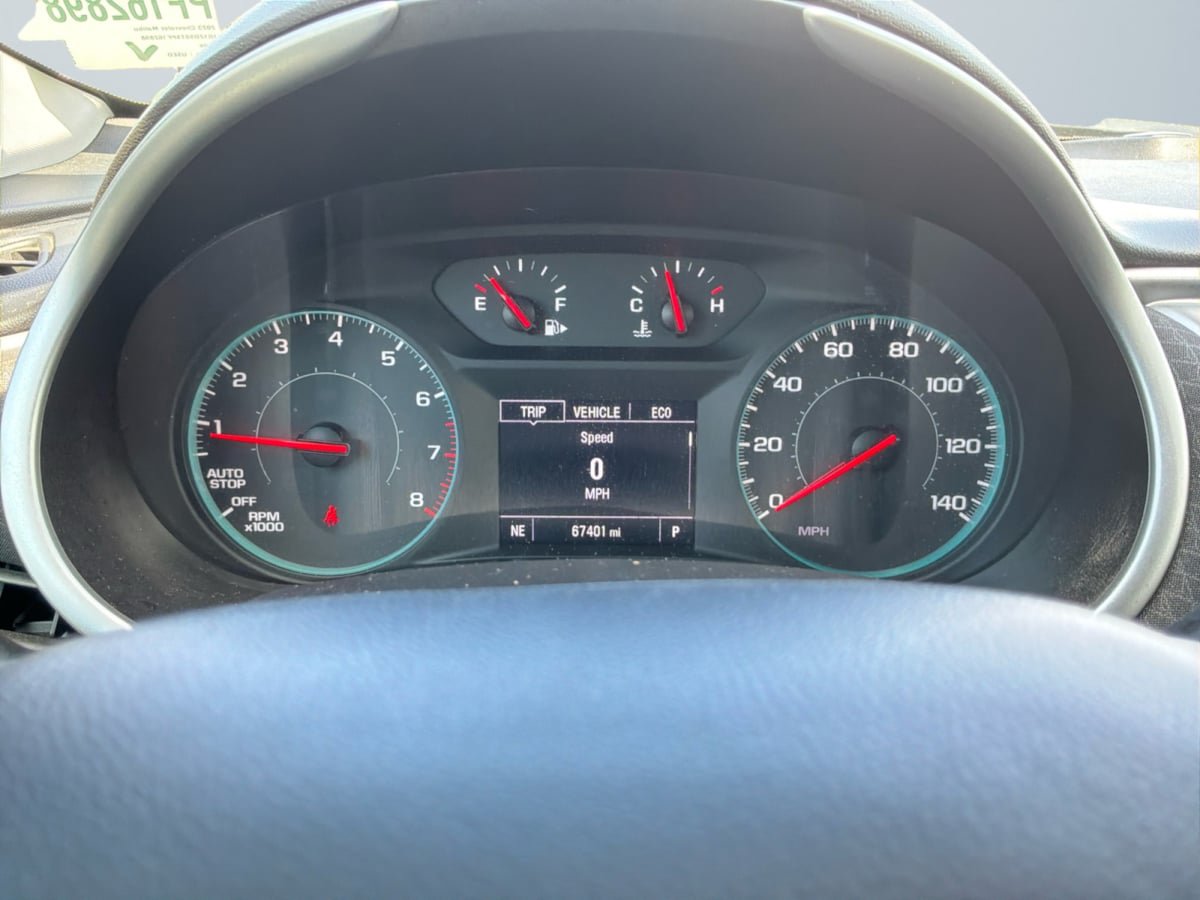 Used 2023 Chevrolet Malibu LT FWD image 12