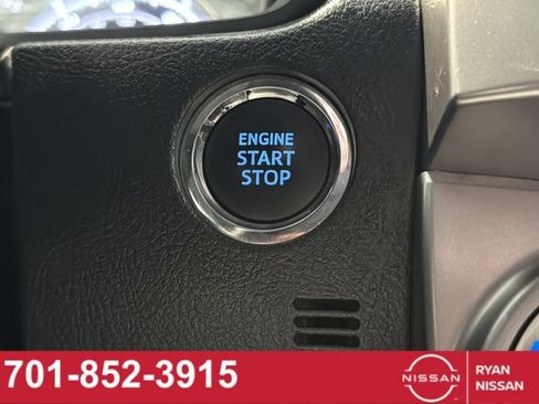 Used 2020 Toyota 4Runner Limited image 32