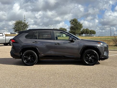 Used 2020 Toyota RAV4 XSE w/ XSE Grade Weather Package AWD/4WD image 6