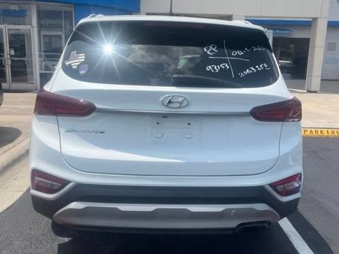 Used 2019 Hyundai Santa Fe SE FWD image 9