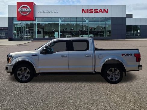 Used 2018 Ford F150 XLT w/ Equipment Group 302A Luxury AWD/4WD image 4
