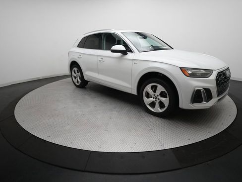 Used 2022 Audi Q5 2.0T Premium Plus w/ Premium Plus Package image 6