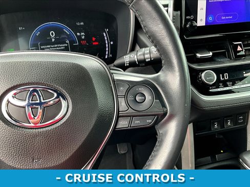 Used 2024 Toyota Corolla Cross AWD Hybrid w/ Convenience Package image 12