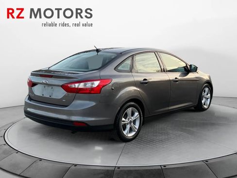Used 2014 Ford Focus SE image 5