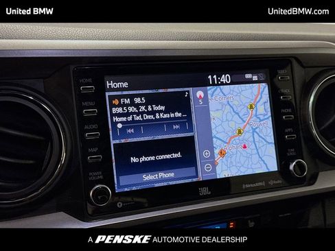 Used 2022 Toyota Tacoma Limited image 8