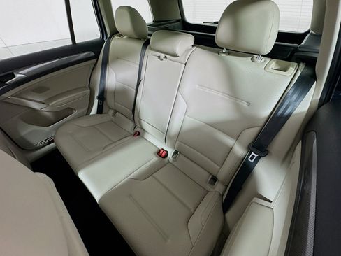 Used 2018 Volkswagen Golf Alltrack SE image 22