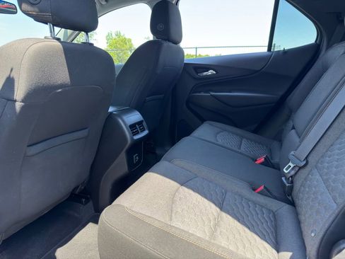 Used 2019 Chevrolet Equinox LT FWD image 33