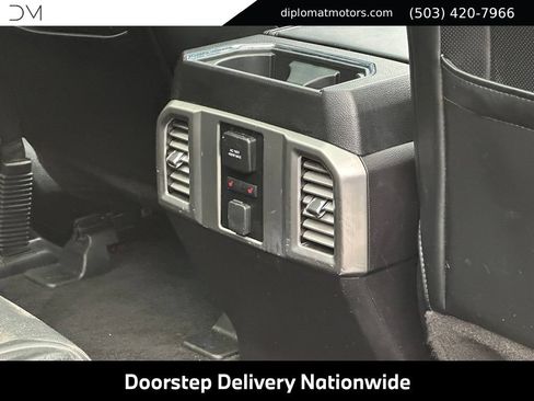 Used 2016 Ford F150 Platinum w/ Equipment Group 701A Luxury AWD/4WD image 20
