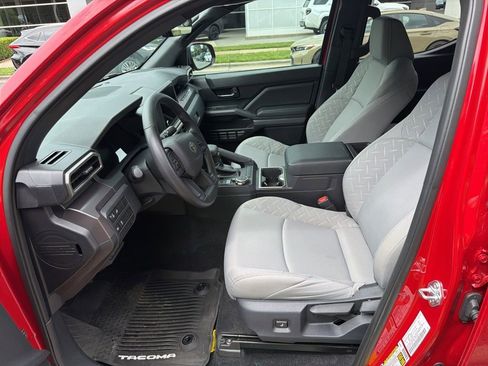 Used 2026 Toyota Tacoma SR5 AWD/4WD image 9