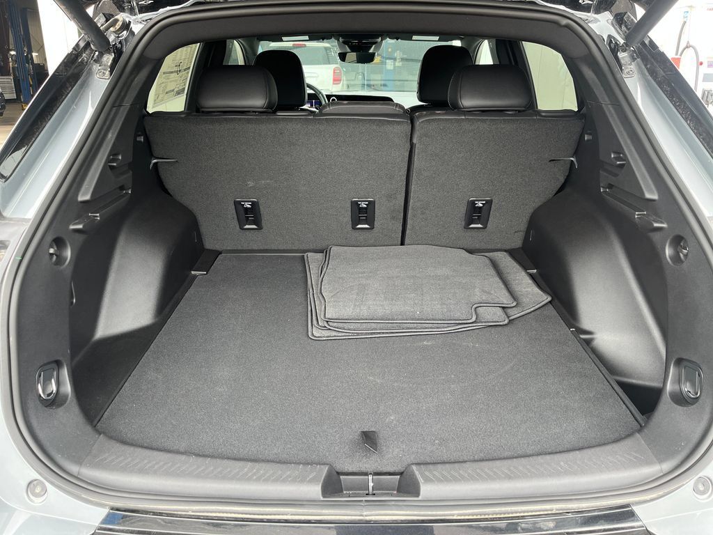 New 2025 Chevrolet Equinox EV LT w/ Convenience Package II AWD/4WD image 22