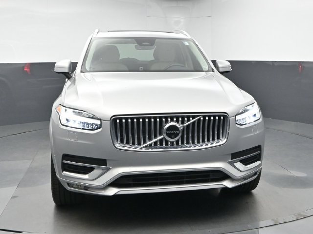 Used 2024 Volvo XC90 B6 Plus w/ Protection Package Premier AWD/4WD image 2