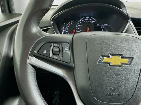 Used 2018 Chevrolet Trax LT w/ LT Convenience Package image 41