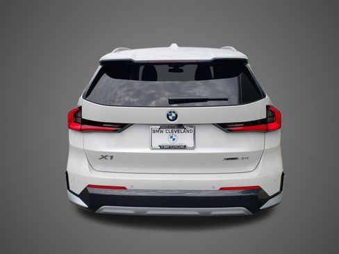 New 2026 BMW X1 xDrive28i w/ Convenience Package AWD/4WD image 7