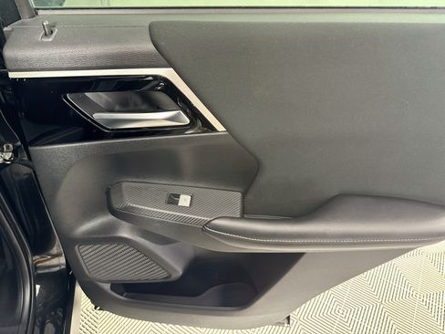 Used 2022 Mitsubishi Outlander ES FWD image 26