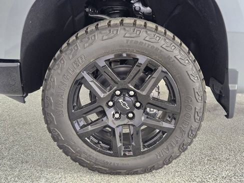 New 2026 Chevrolet Silverado 1500 LT Trail Boss w/ Convenience Package II AWD/4WD image 13