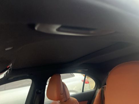 Used 2022 Mercedes-Benz C 300 Sedan image 13