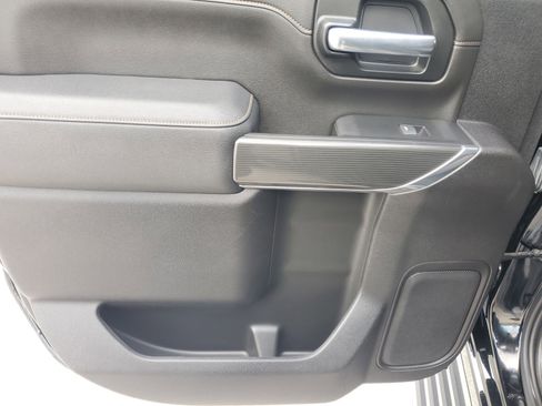 Used 2023 GMC Sierra 2500 AT4 w/ AT4 Preferred Package image 13